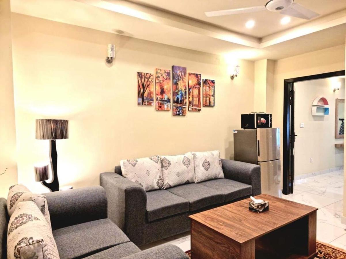Comfortable & Lovely 1 Bed Apt In Bahria Town Rawalpindi Luaran gambar